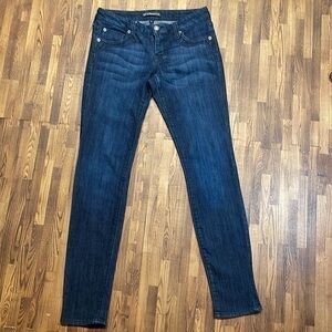 Underground soul women/juniors dark wash skinny jeans. Size 5
